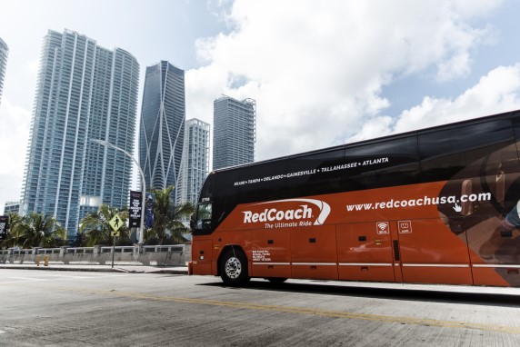 Cómo es viajar con autobuses RedCoach?